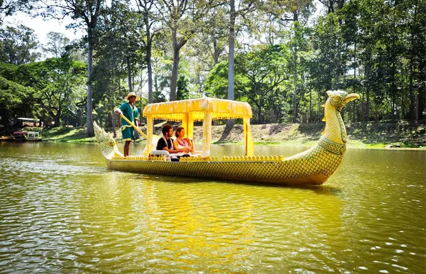 Angkor Gondola Boat Ride in Angkor Park image