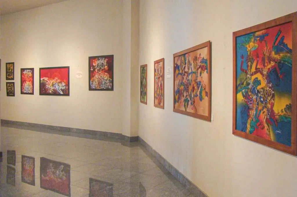 Angkor National Museum Tour in Siem Reap 3