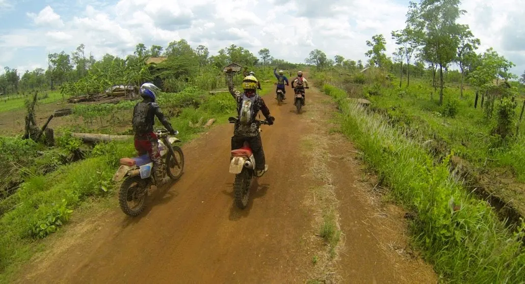 Dirt Bike Enduro And Jungle Temple Adventure in Northern Cambodia 3