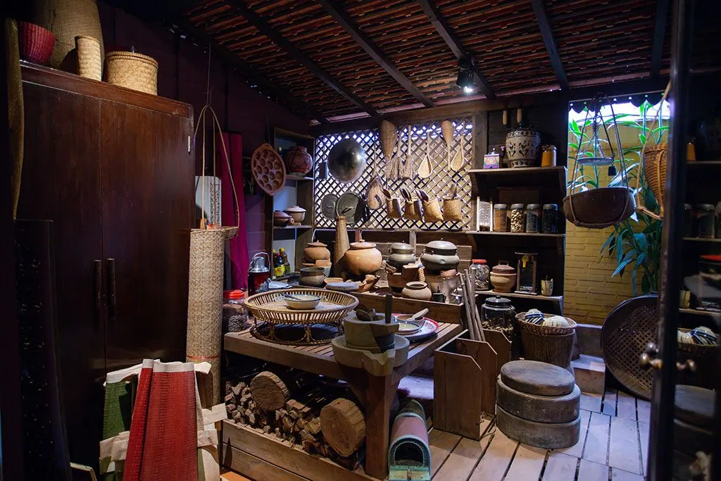 Explore Theam's Gallery in Siem Reap 4