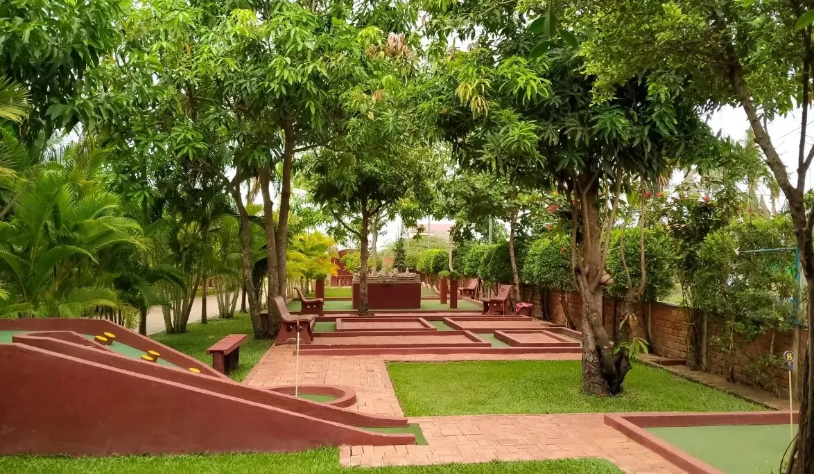 Angkor Wat Putt (Mini Golf) in Siem Reap 4