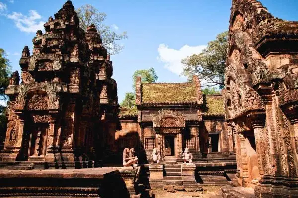 Banteay Srei & Grand Temple Cycling Tour in Siem Reap 4