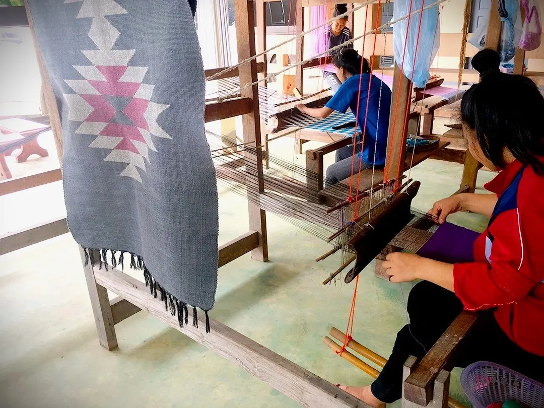 Natural Dyeing and Weaving Class in Luang Prabang 3