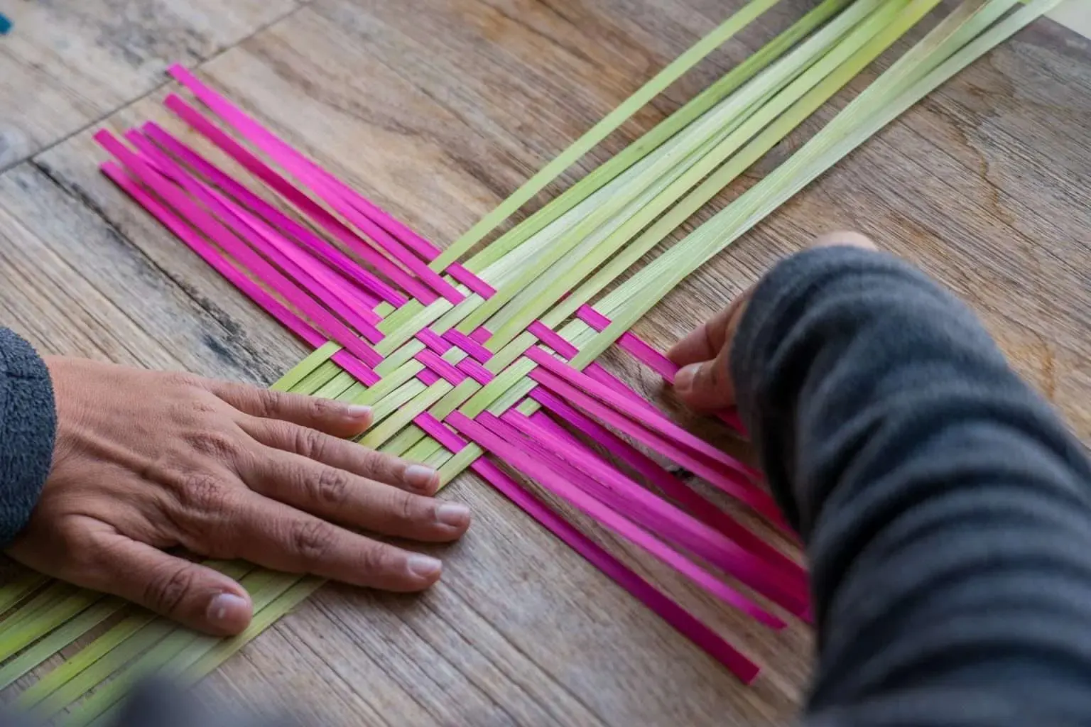 Natural Dyeing and Weaving Class in Luang Prabang 4