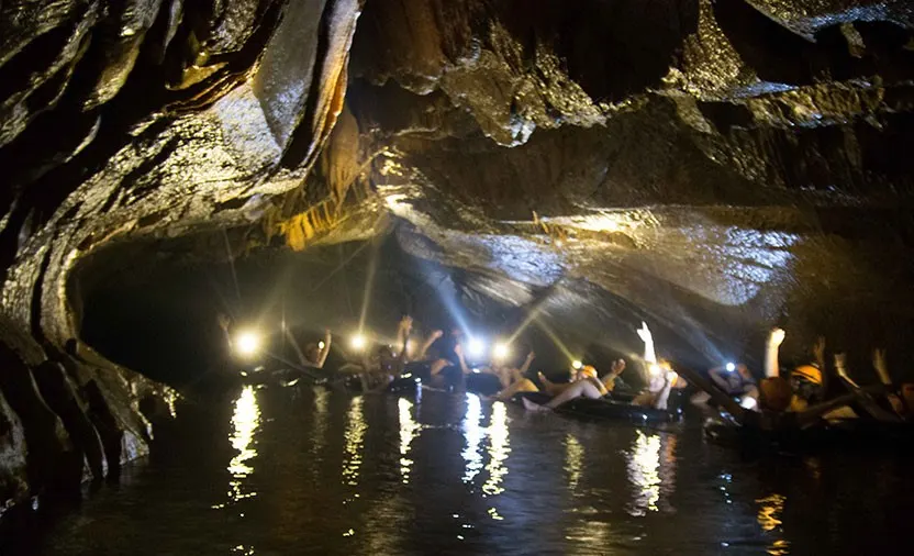 Kayaking and Caving in Vang Vieng  3
