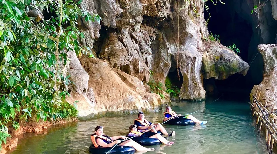 Kayaking and Caving in Vang Vieng  4