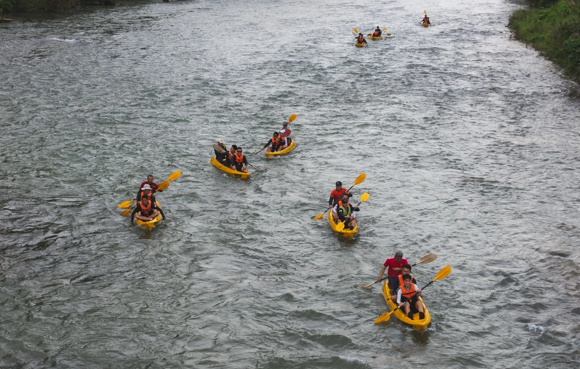  Vang Vieng Kayaking adventure on the Nam Song River 4