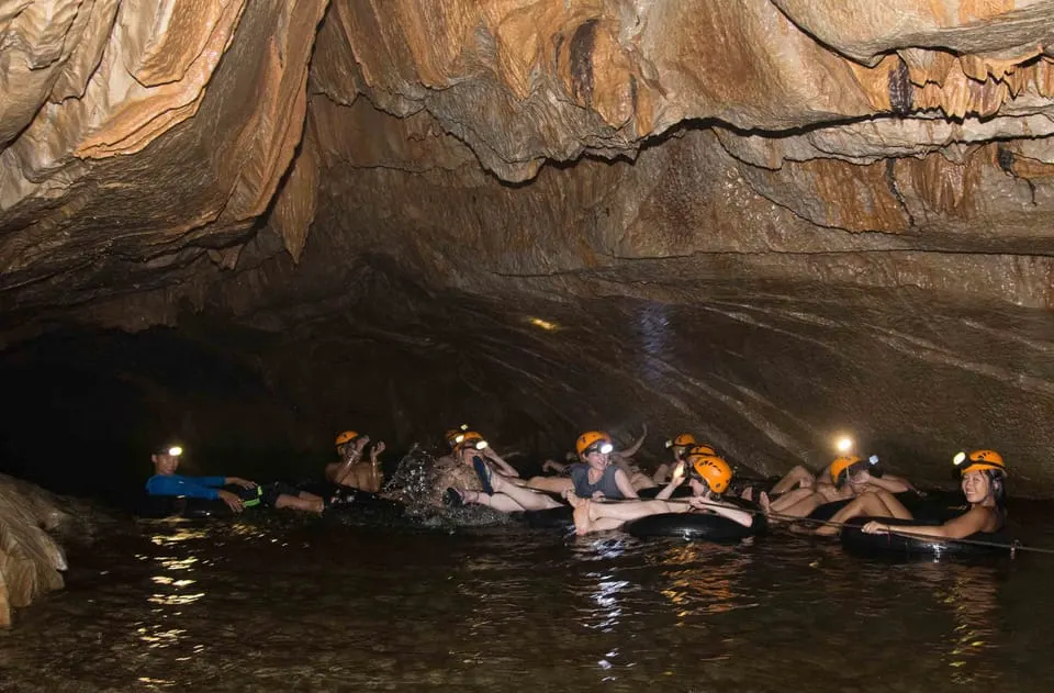 Water Cave, Elephant Cave, and Kayaking Tour in Vang Vieng image