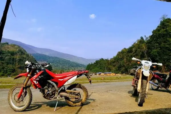 Motorcycle Rental in Laos 3