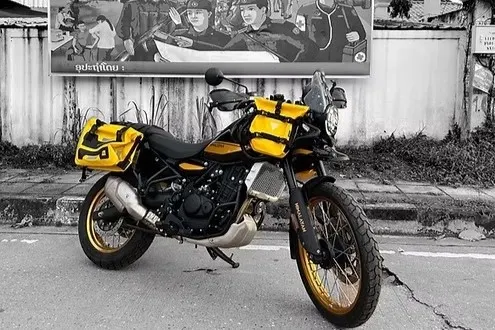 Motorcycle Rental in Laos 2