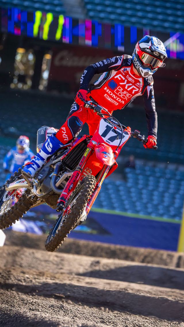 Quad Lock Honda Racing