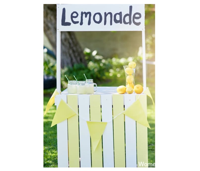 Start a Summer Lemonade Stand: Free Tips & Guide