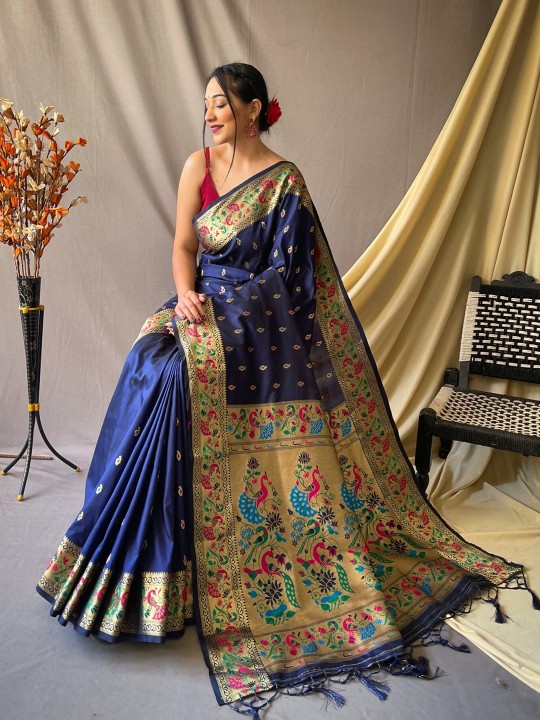 metitra navy blue saree
