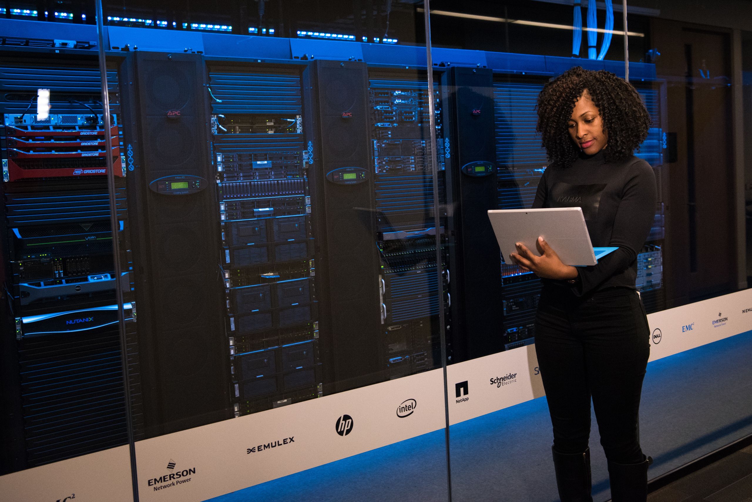 Servers VPS Hosting and Management Services
