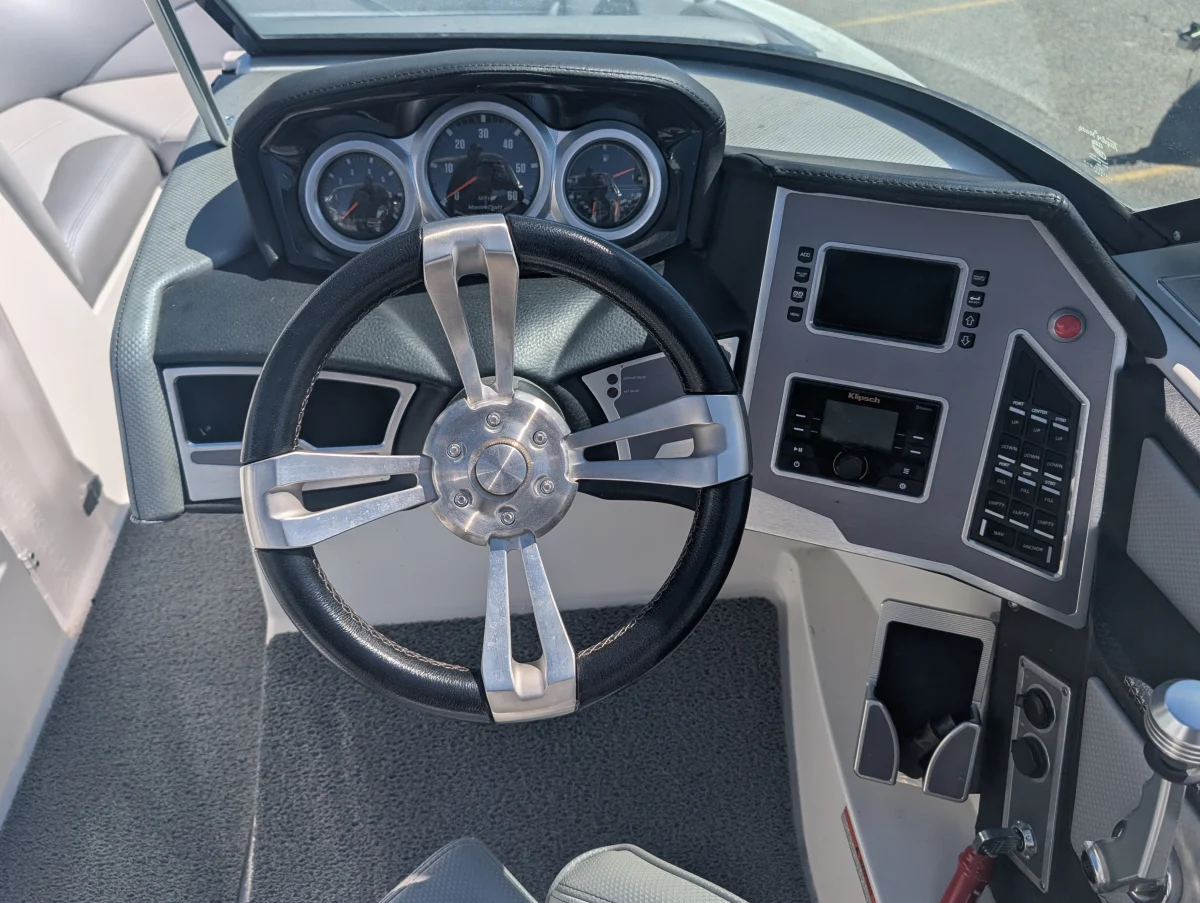 2018 Mastercraft XT 20