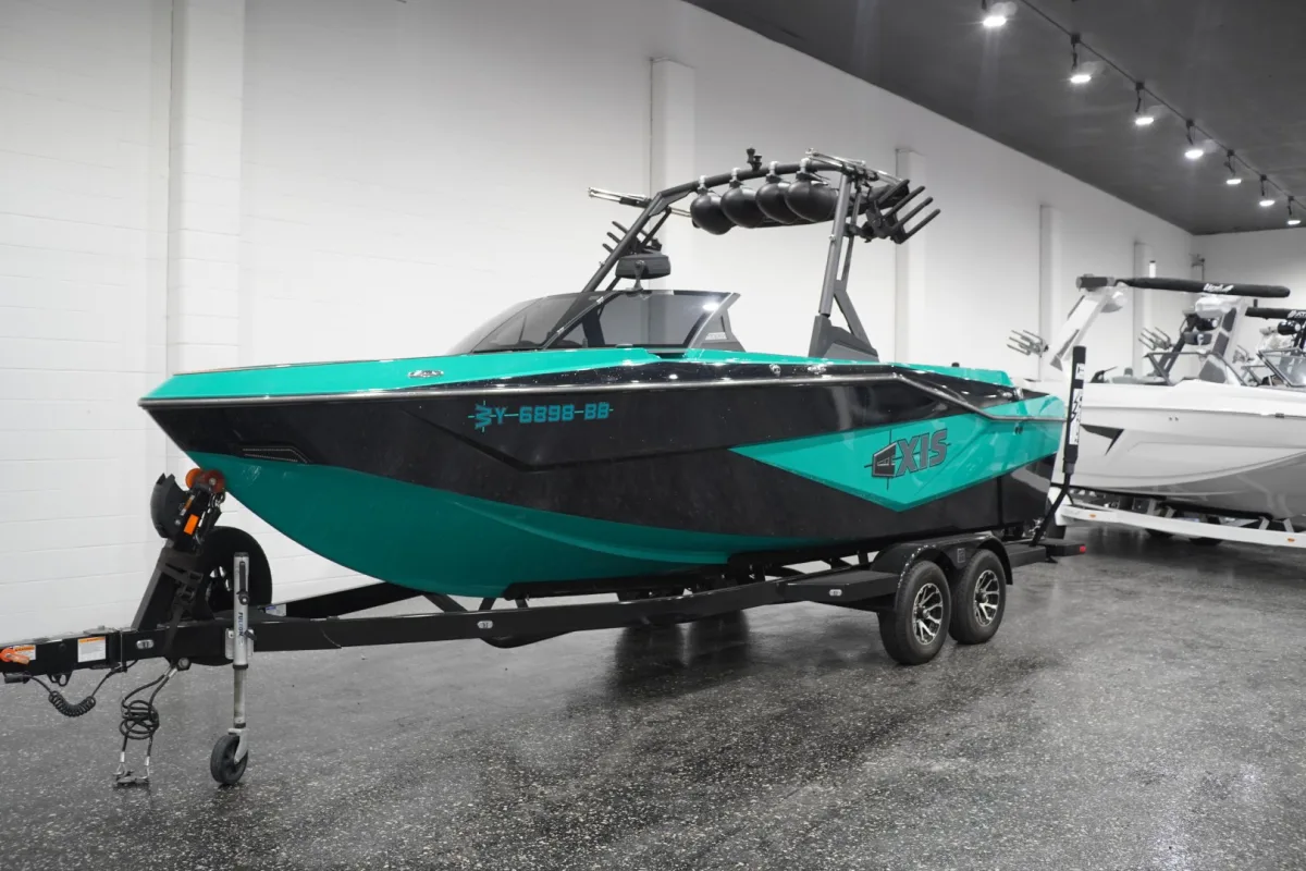 2023 Axis T235