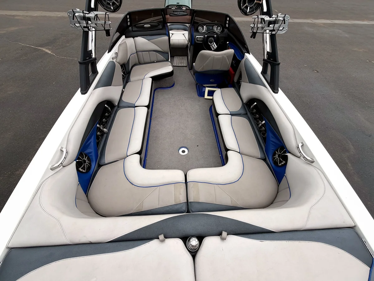 2012 Wakesetter 247 LSV - Great Condition - 345 Hours