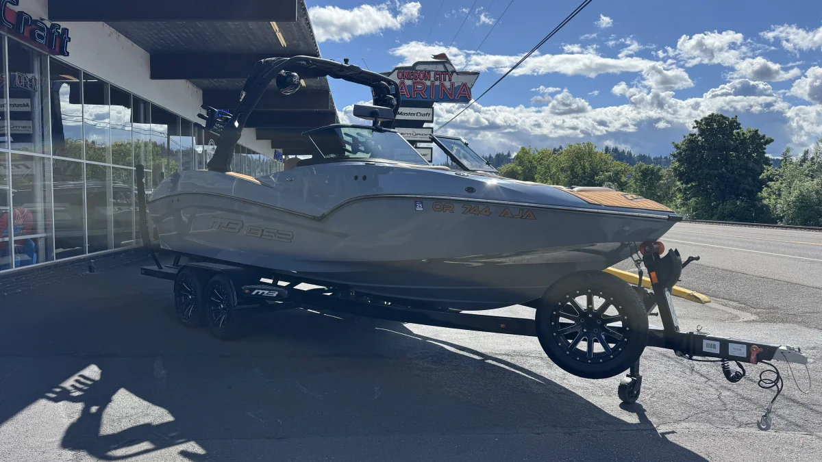 2024 MB Sports B52 23 Alpha