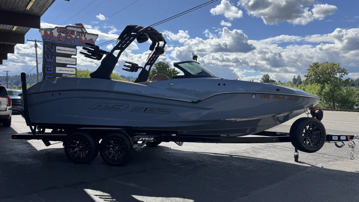 2024 MB Sports B52 23 Alpha