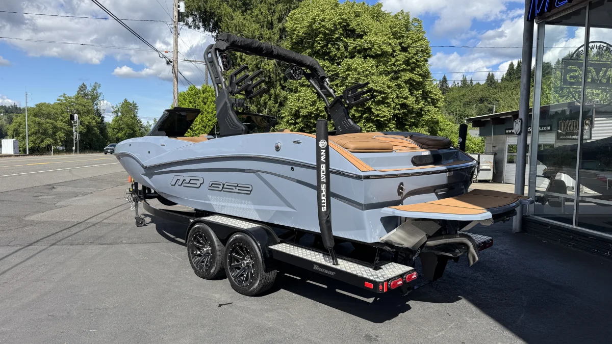 2024 MB Sports B52 23 Alpha