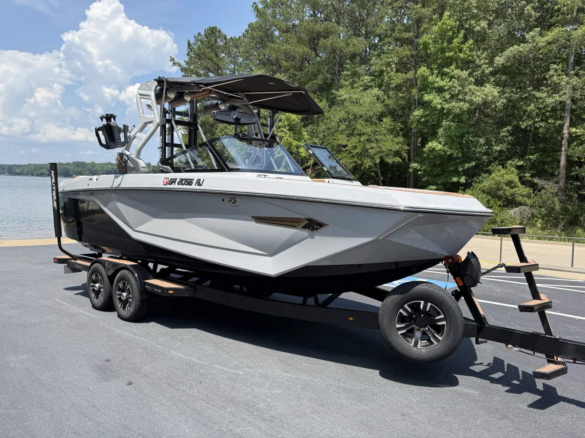 2021-nautique-g23-138642-image0.webp_132213