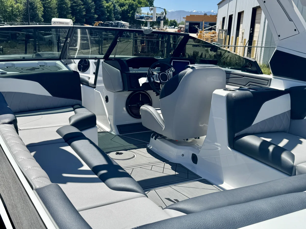 2022 Tige Z3 - Power Tower - ALMOST NEW