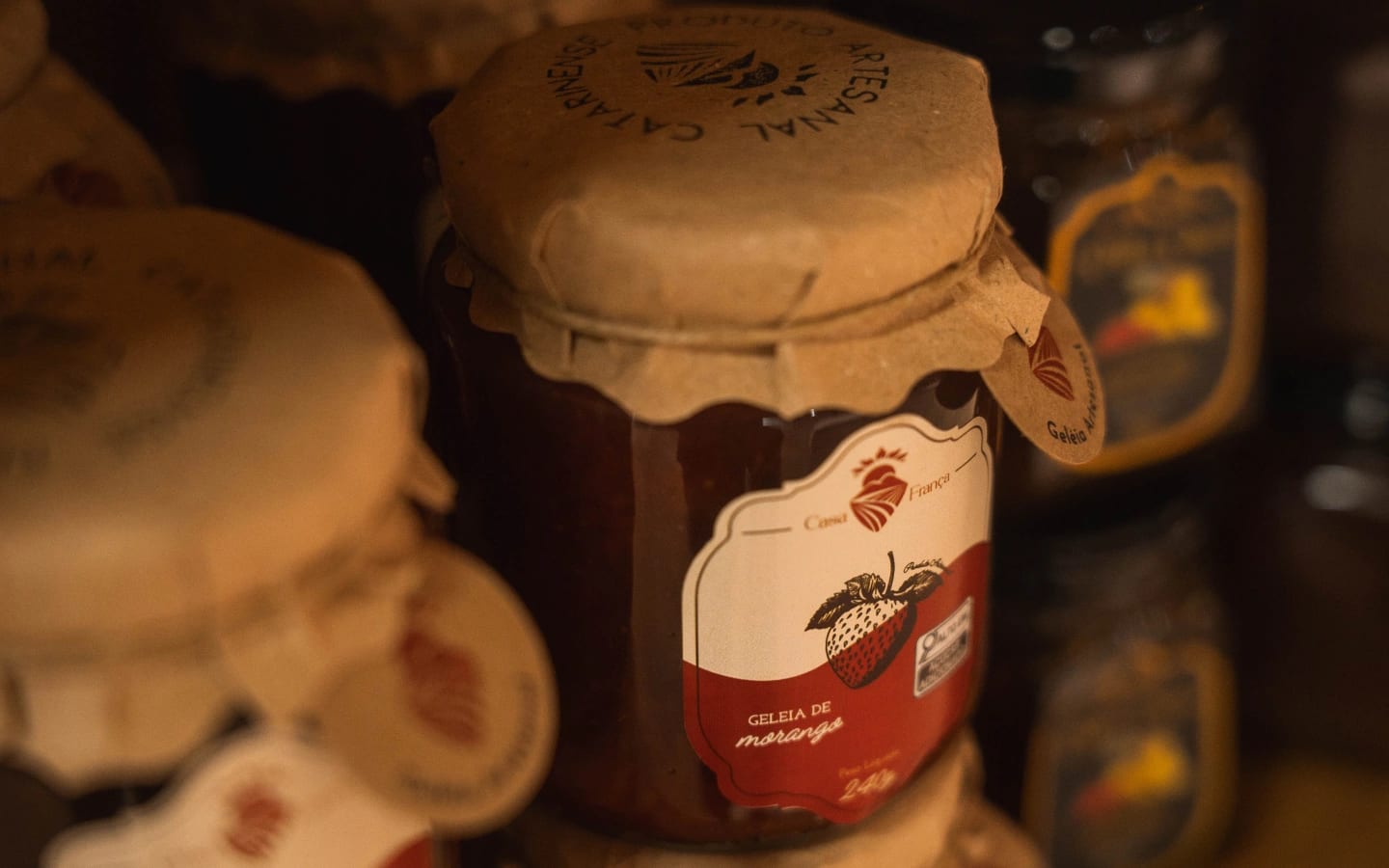Gastronomia, fondue, produtos da casa e eventos na Casa França