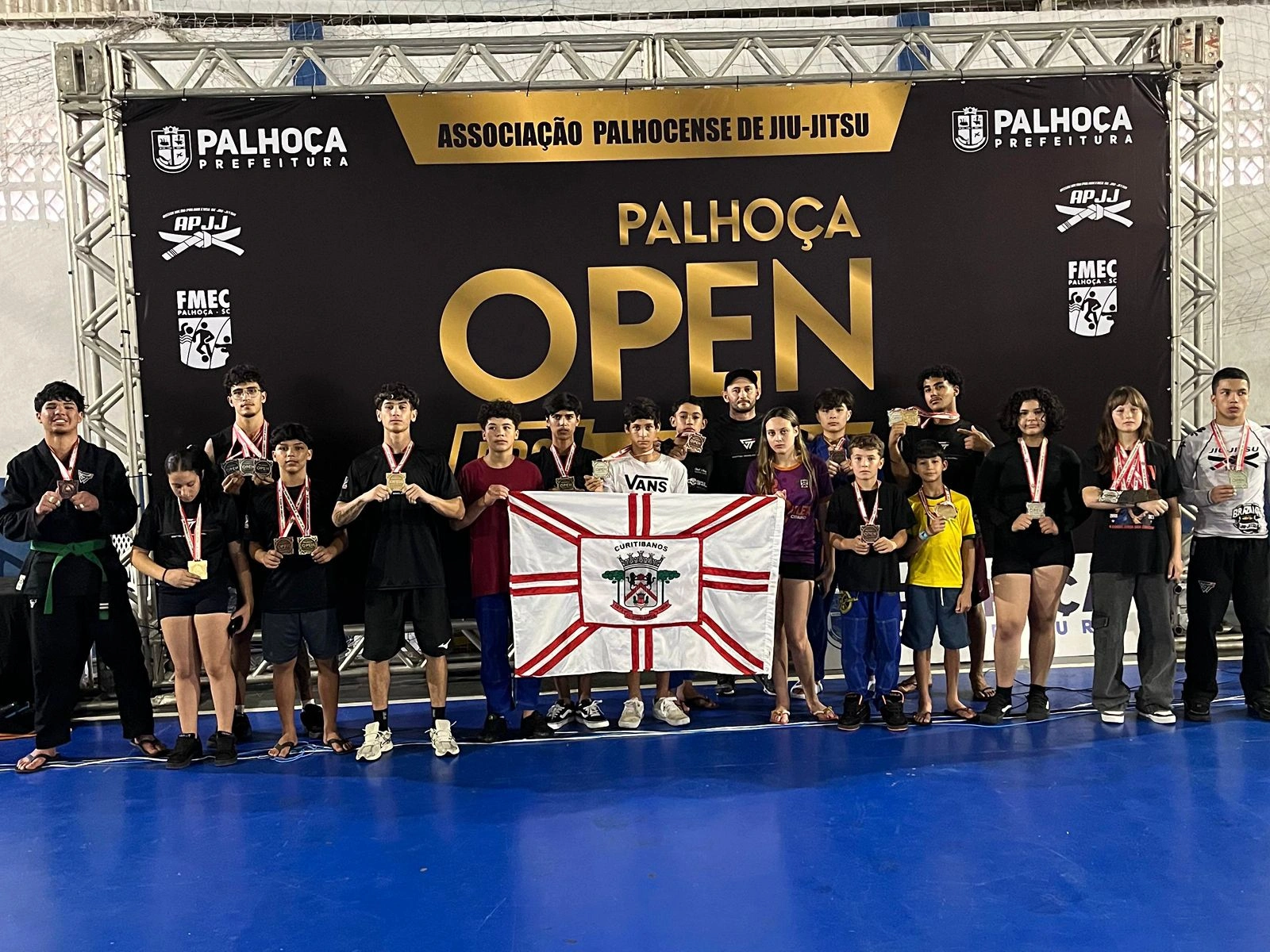 Alunos da Goetten no tatame