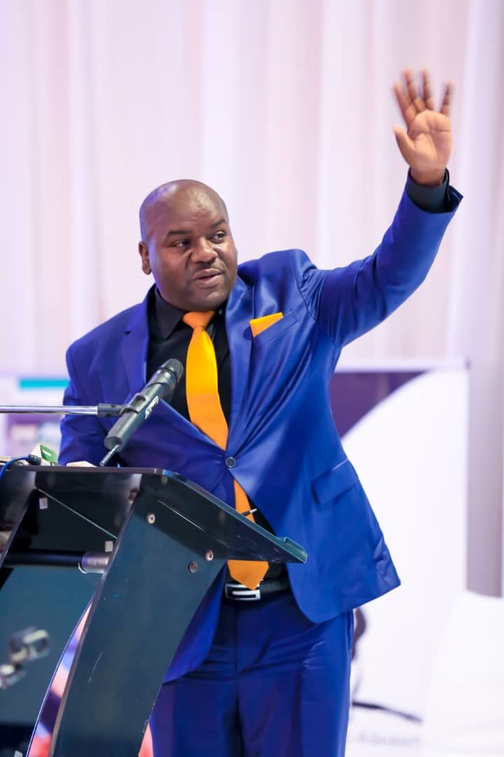 Eric Sambu Professional