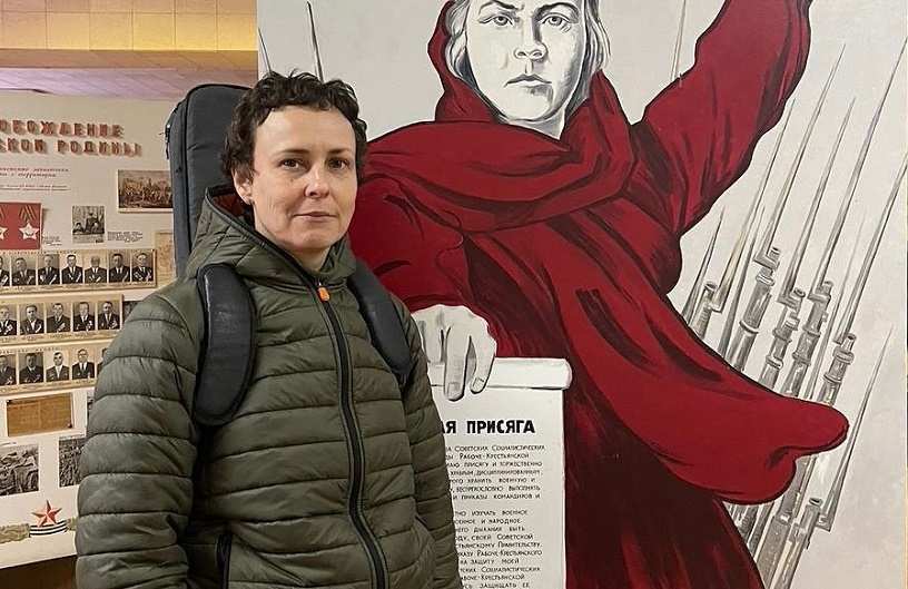 Юлия Чичерина исполнила ранее неизданную песню про Сахалин и прогулялась по местному зоопарку