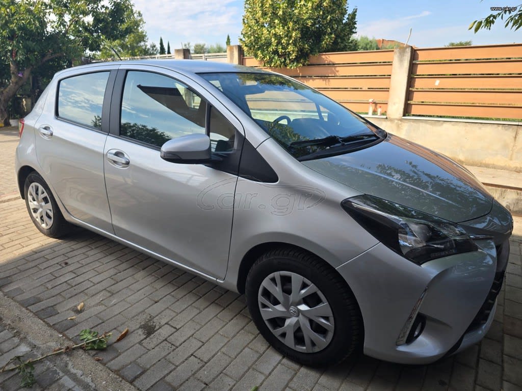 Natali-Cars-Toyota Yaris