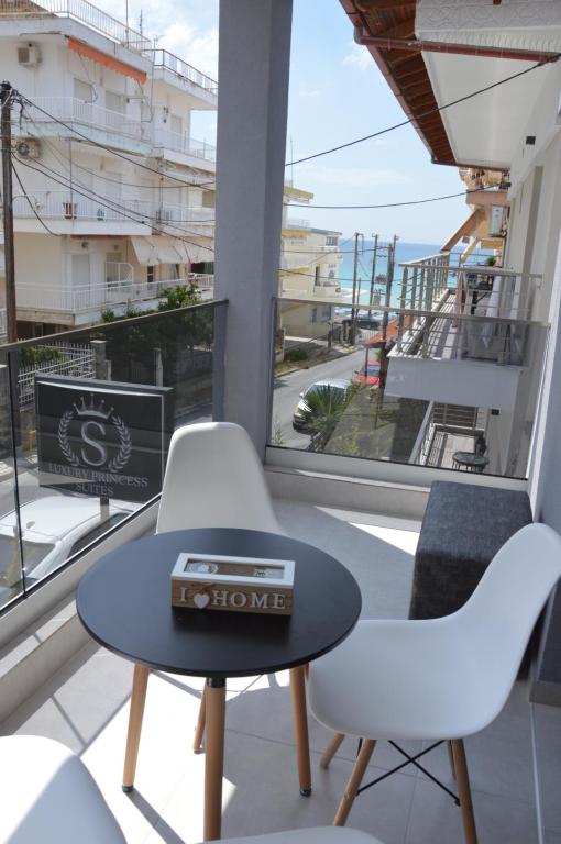 S. Luxury Princess Suite 5