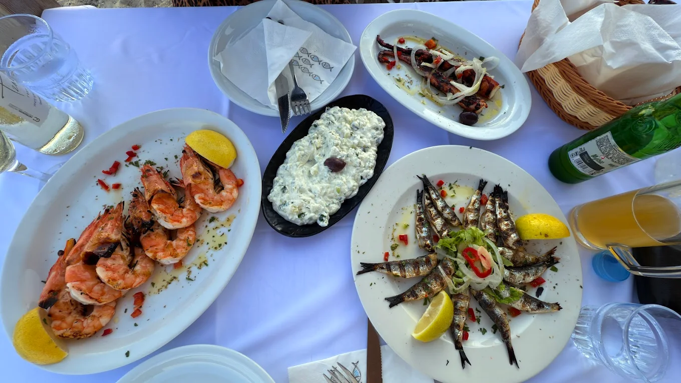 Pirates Beach Restaurant 7