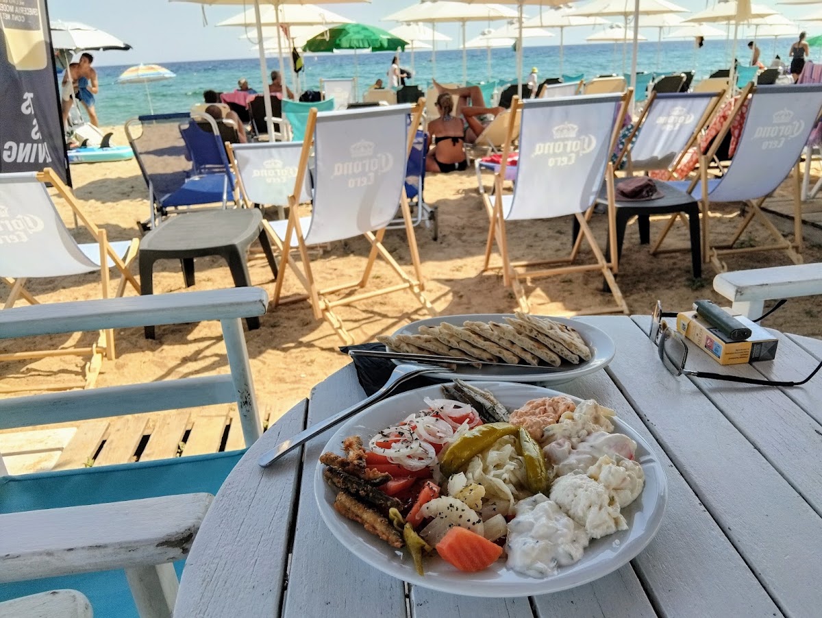 Barracuda All Day Beach Bar 4
