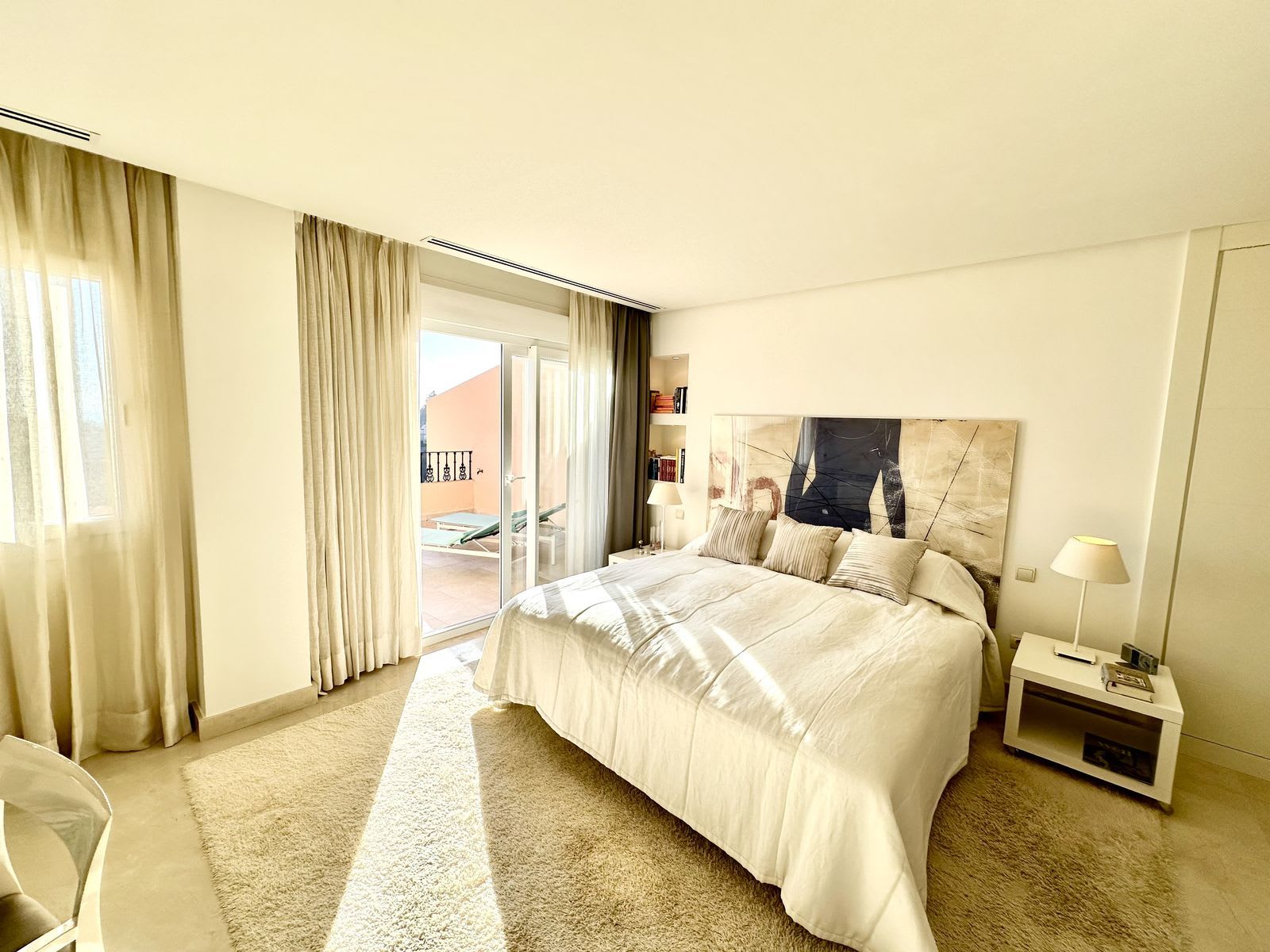 Duplex-penthouse til salgs i Nueva Andalucía, Bilde 3