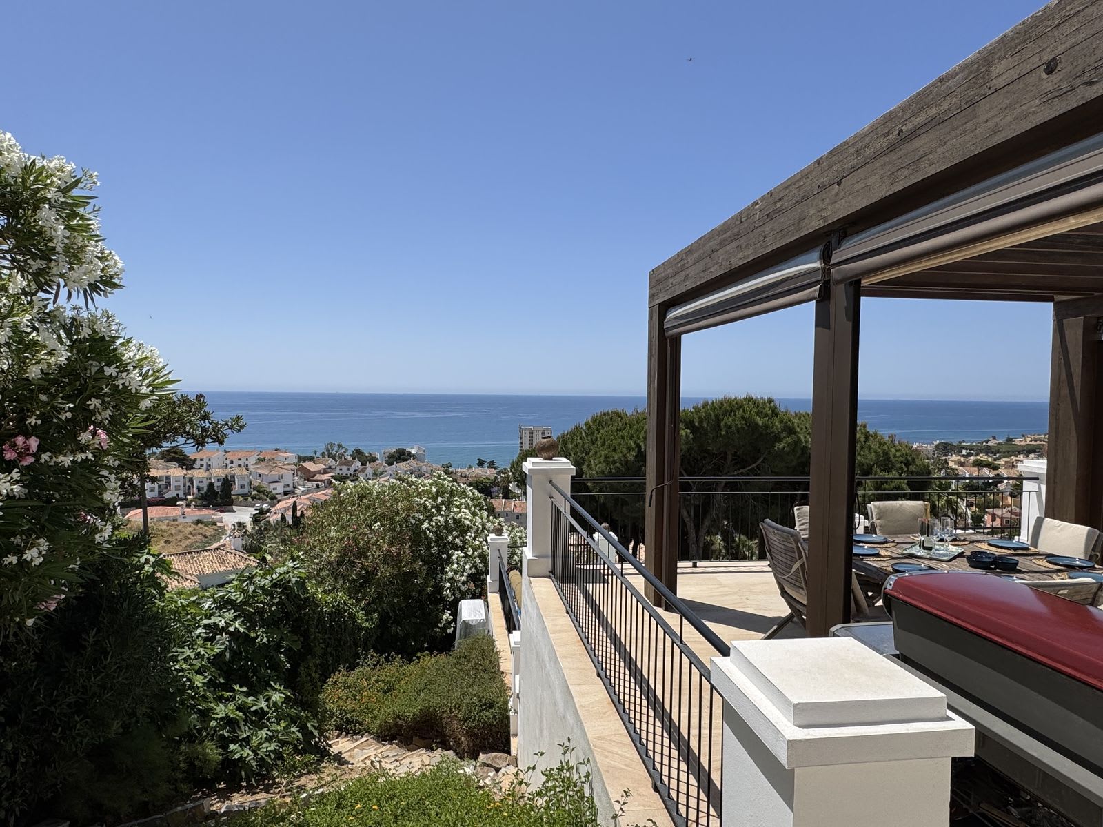 Frittliggende villa til salgs i Riviera del Sol, Bilde 2