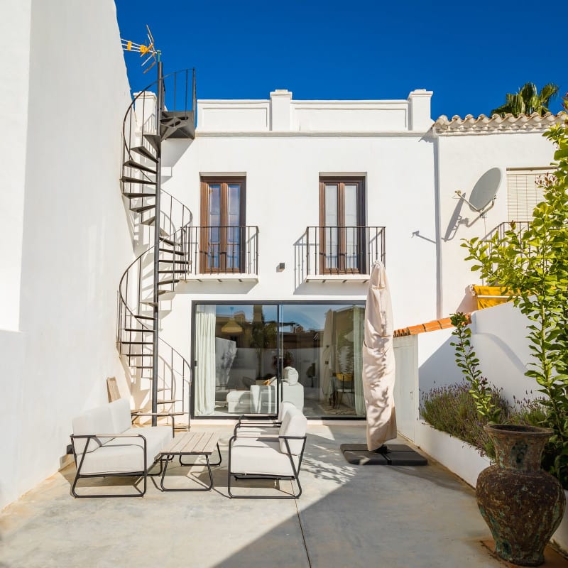Rekkehus til salgs i Nueva Andalucía