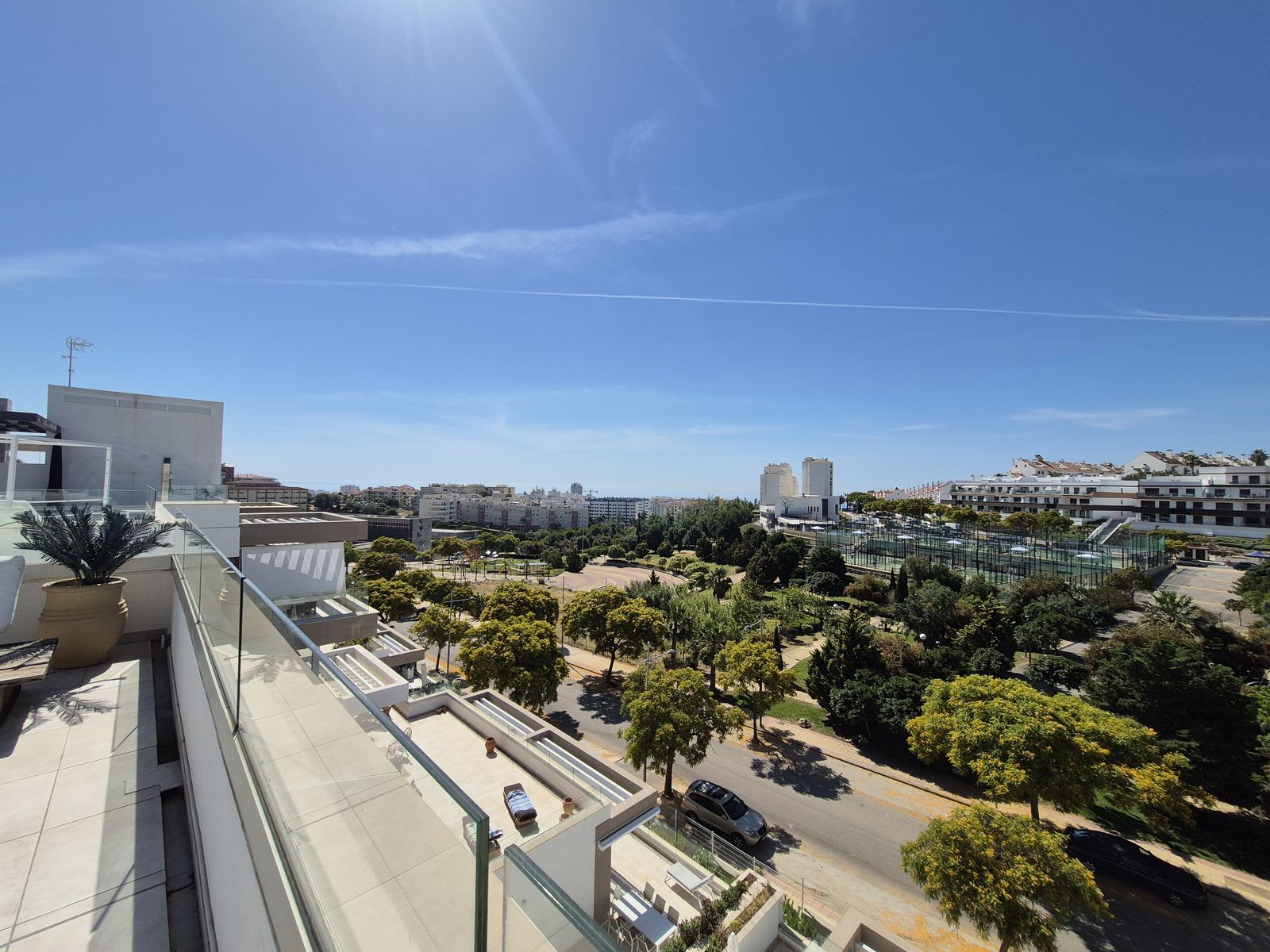 Takvåning till salu i Estepona, Foto 2