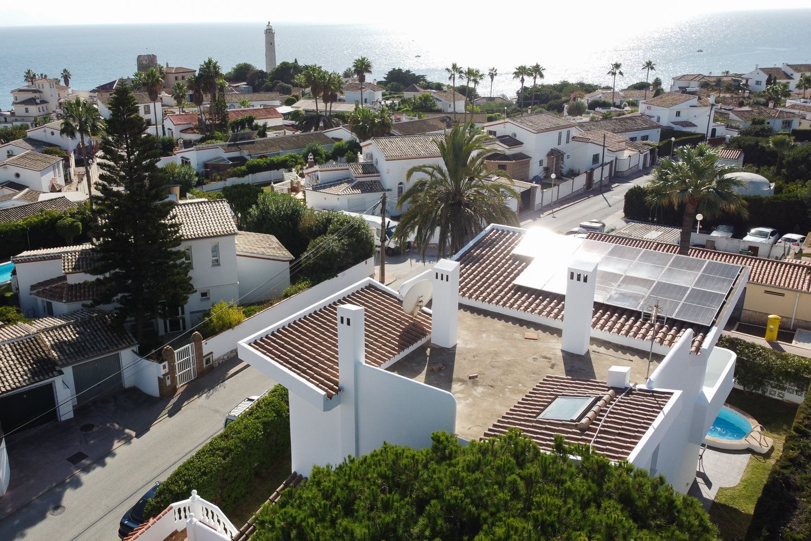 Frittliggende villa til salgs i El Faro, Bilde 2