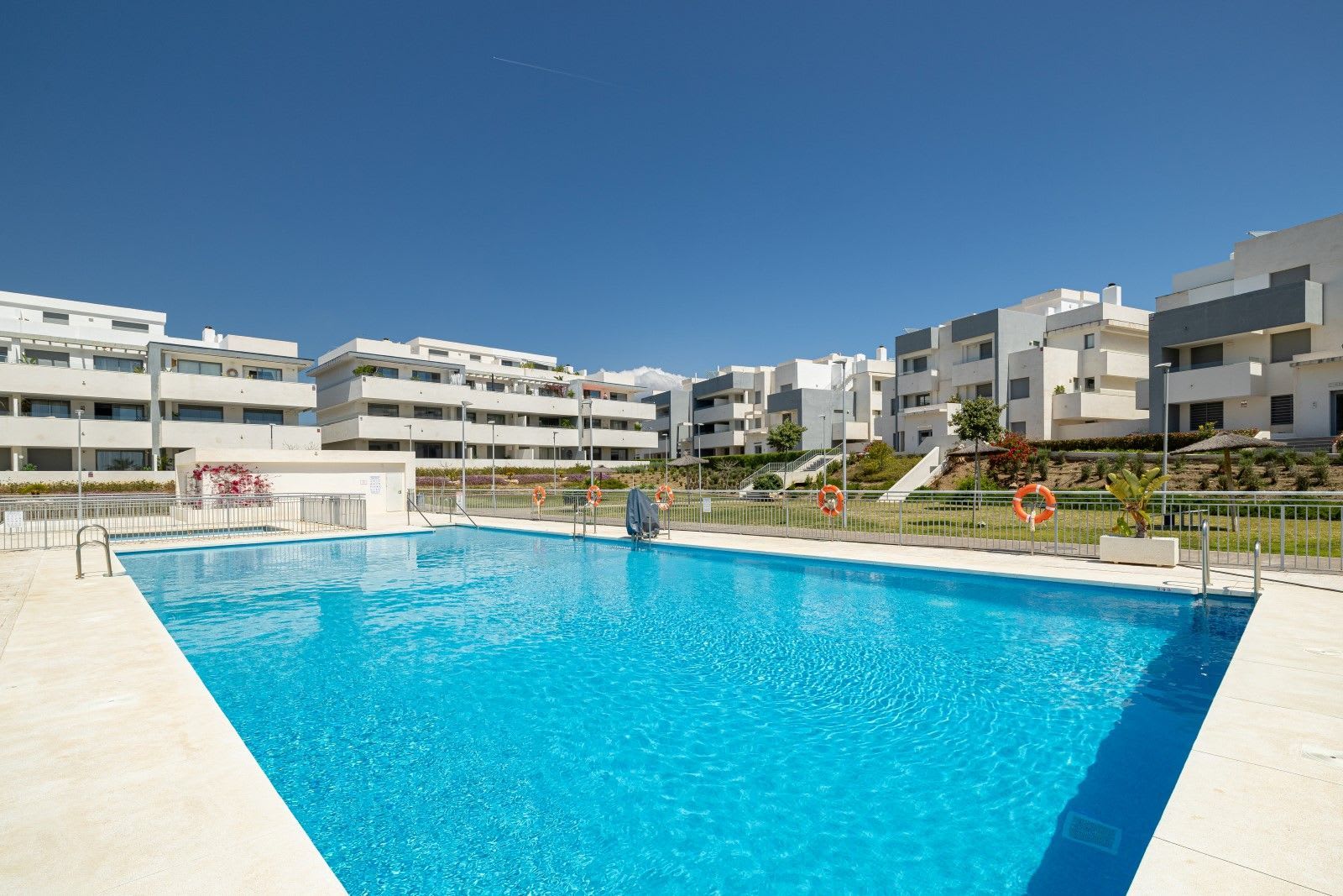 Leilighet til salgs i Estepona, Bilde 2