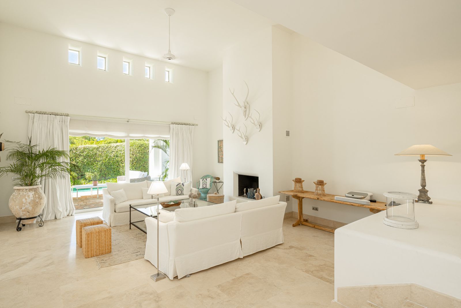 Frittliggende villa til salgs i Casares, Bilde 3