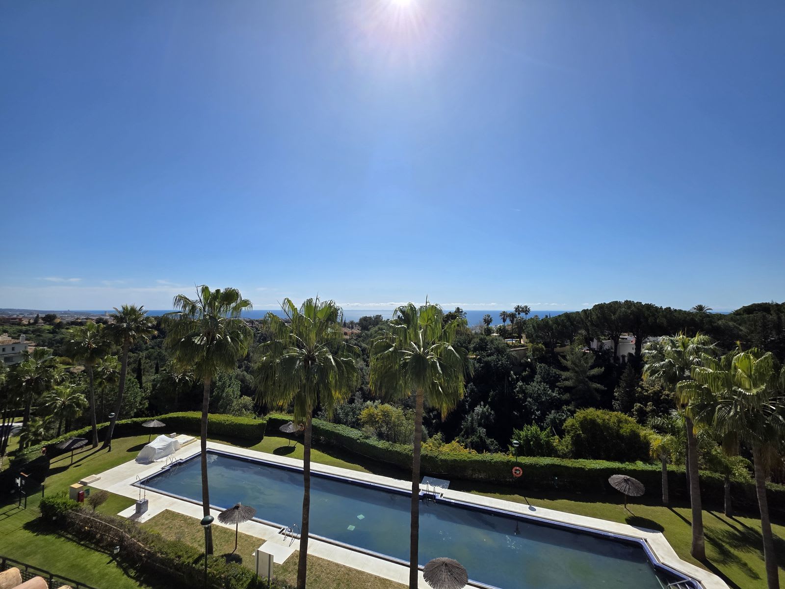 Duplex-penthouse til salgs i Sierra Blanca, Bilde 2
