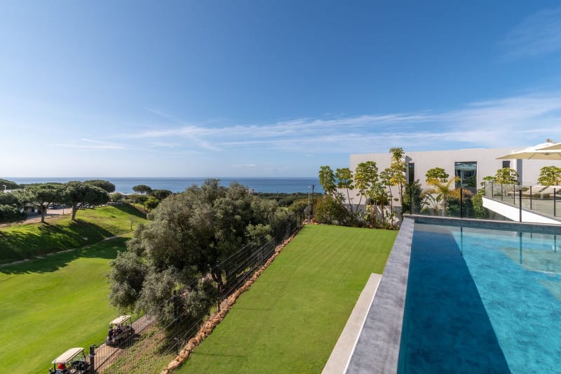Frittliggende villa til salgs i Cabopino