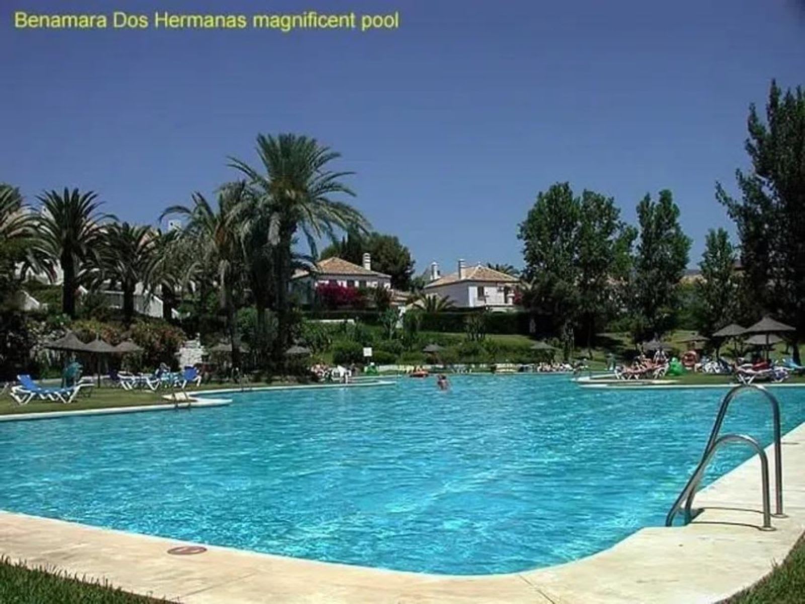 Villa til salgs i Estepona, Bilde 2