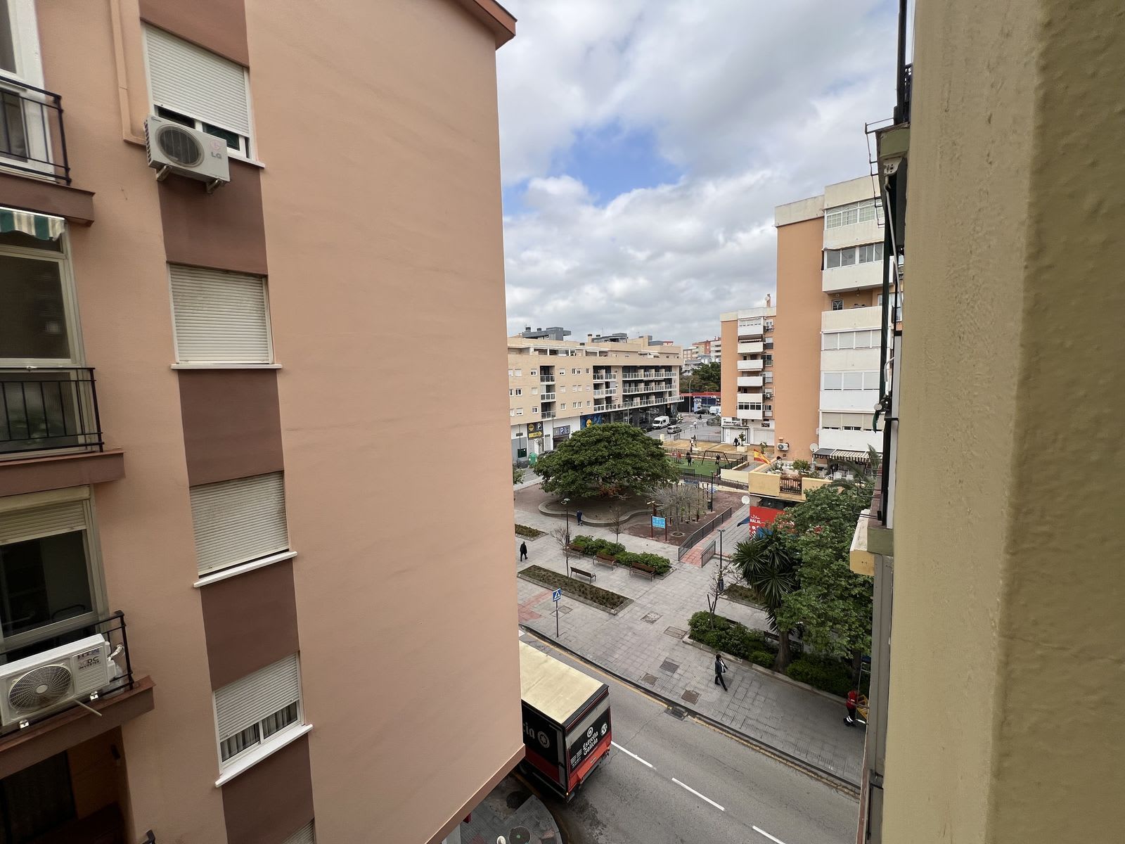 Leilighet midt i bygget til salgs i Málaga, Bilde 2