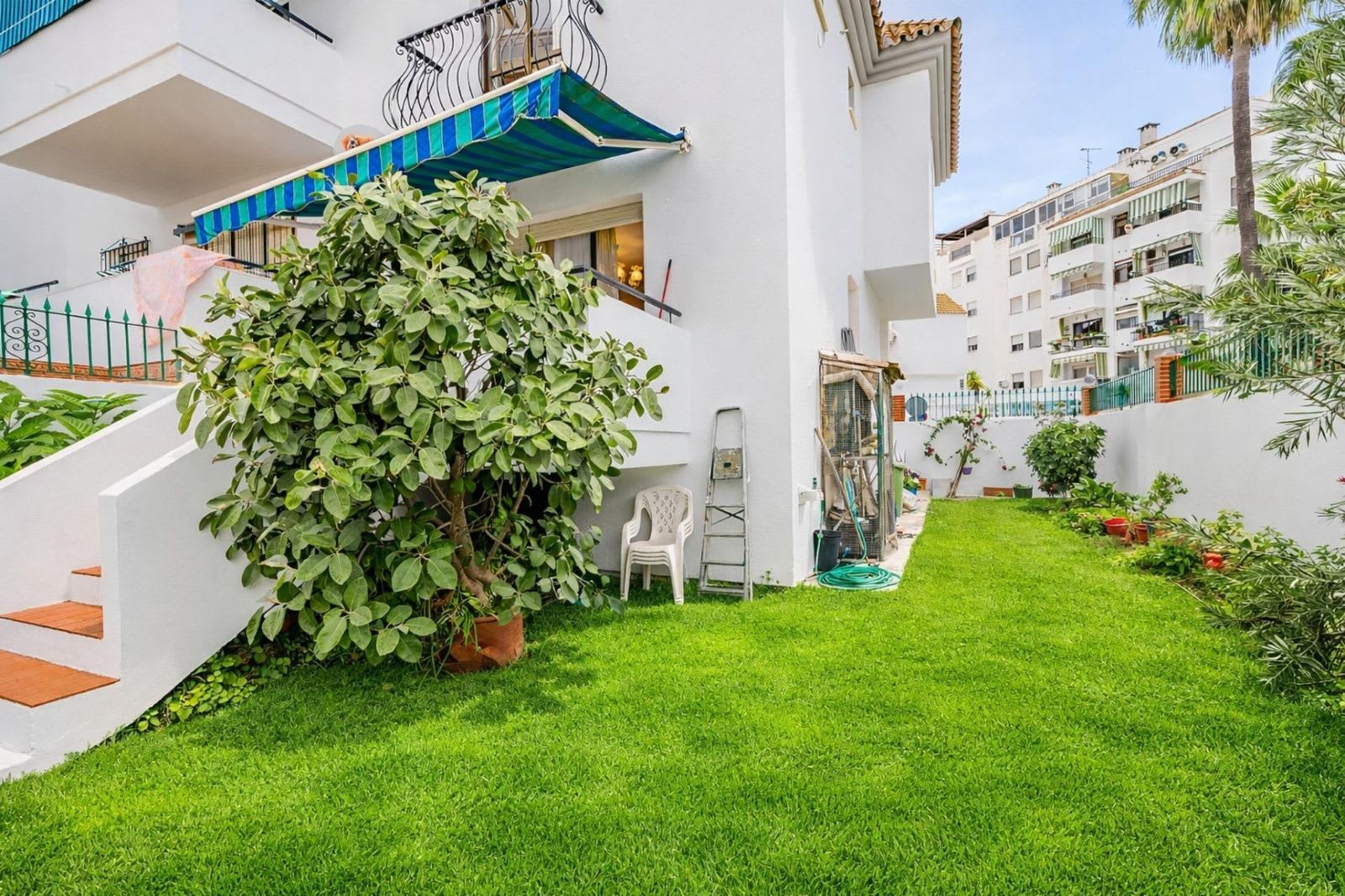 Tomannsbolig til salgs i Estepona, Bilde 2
