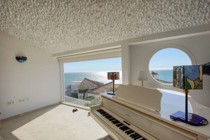 Villa til salgs i Estepona
