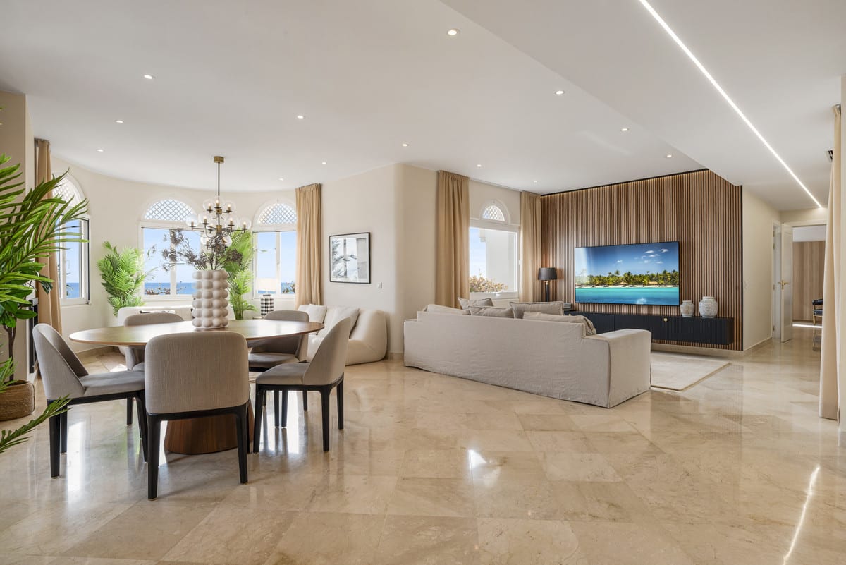 Duplex-penthouse til salgs i The Golden Mile, Bilde 2