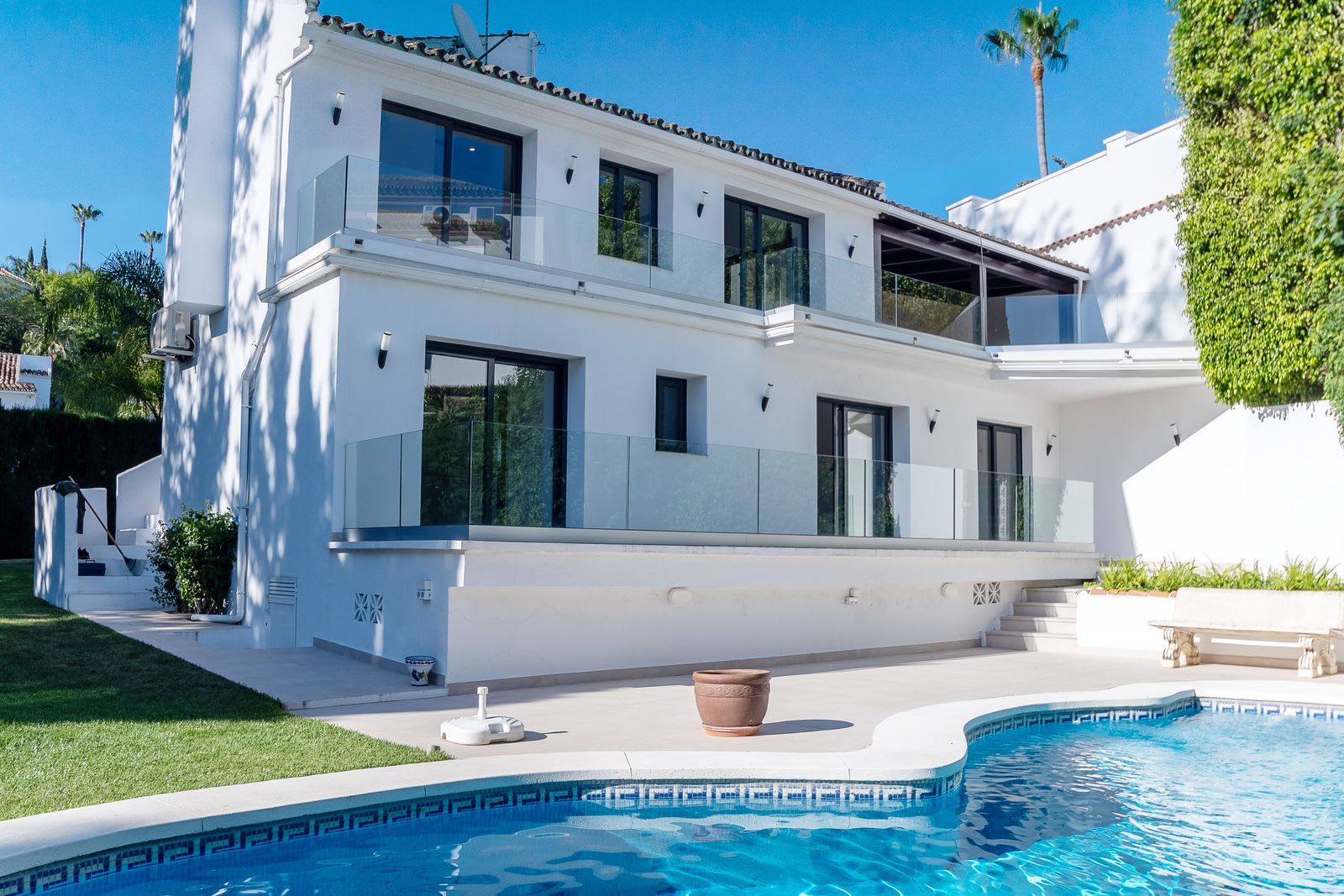 Villa til salgs i Marbella, Bilde 3