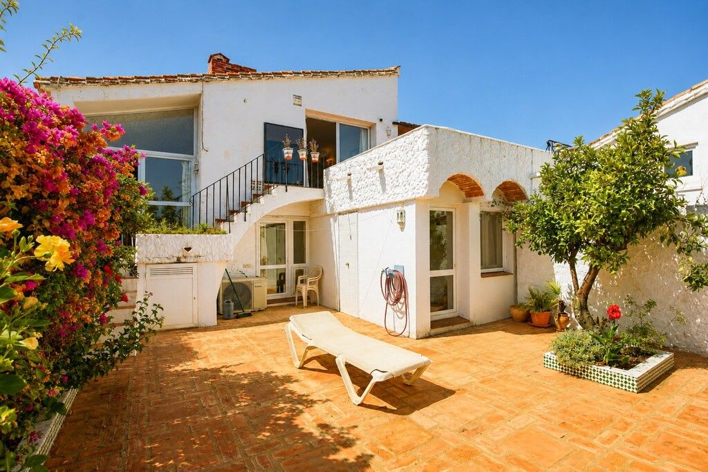 Villa til salgs i Estepona, Bilde 2